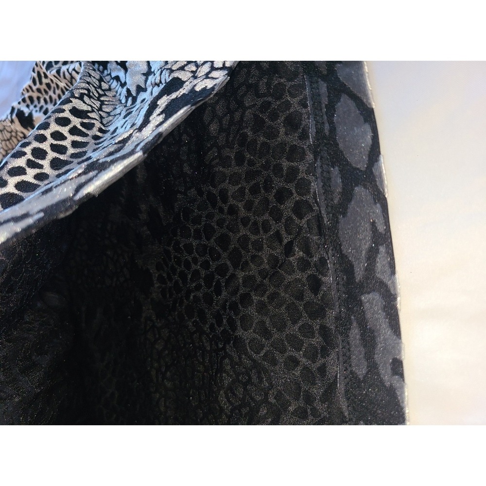 Chicos Womens Size 1 Leopard Print Sheer Tank Top Silver Black Medium - Picture 6 of 16